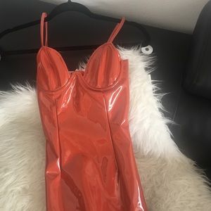 Oh Polly “On Cloud shine” vinyl midi -Rust orange